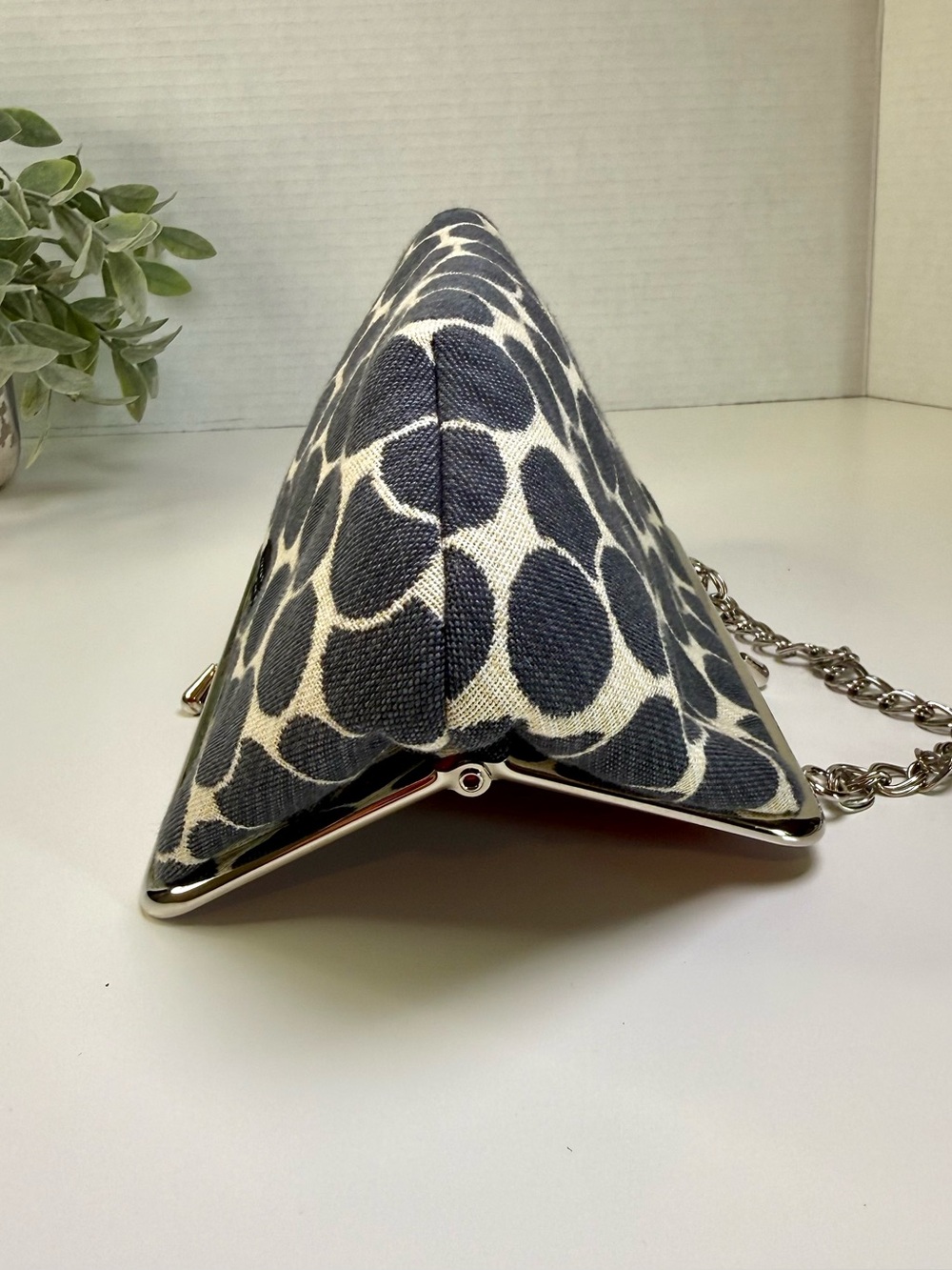 1154 Lill Studio Polka Dot Fabric Clutch Evening Bag Gray Cream Kiss Lock Frame - Picture 5 of 15